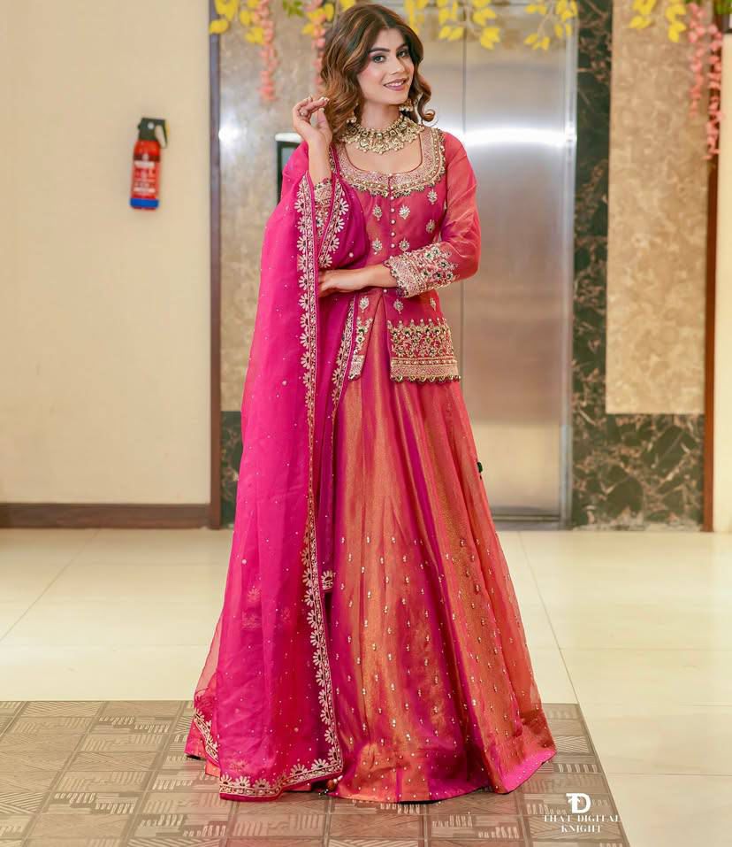 Noorvana New Designer Party Top Lehenga & Dupatta Set